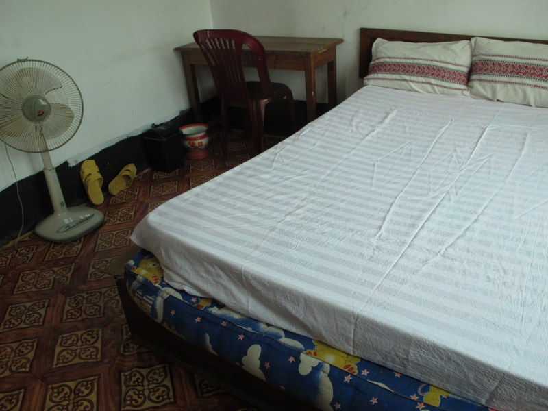 Luang Namtha, Laos, 3.5USD, with shared Bathroom