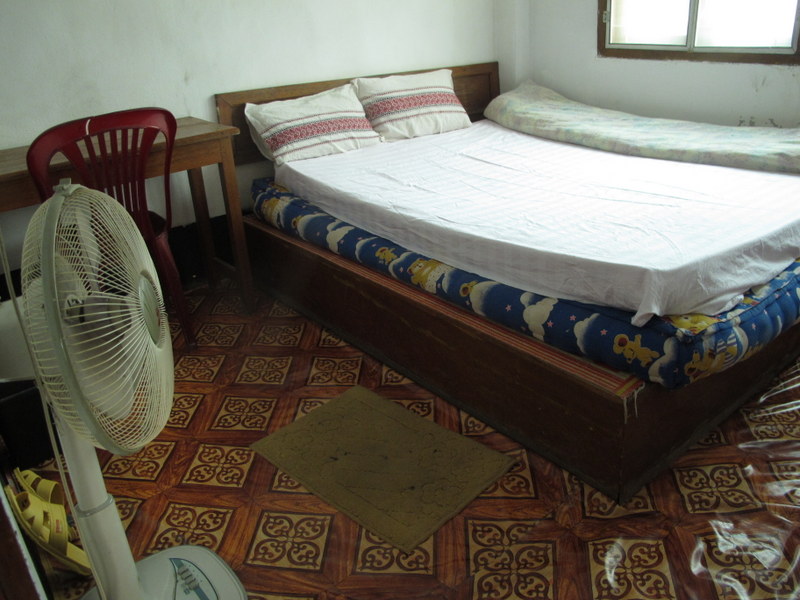 Luang Namtha, Laos, 3.5USD, with shared Bathroom